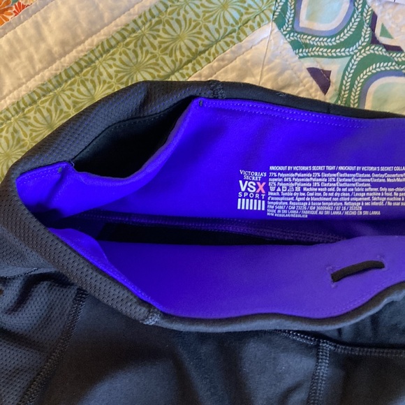 Victoria’s Secret Sport | VSX | Knockout | Athletic leggings with mesh - Picture 9 of 13